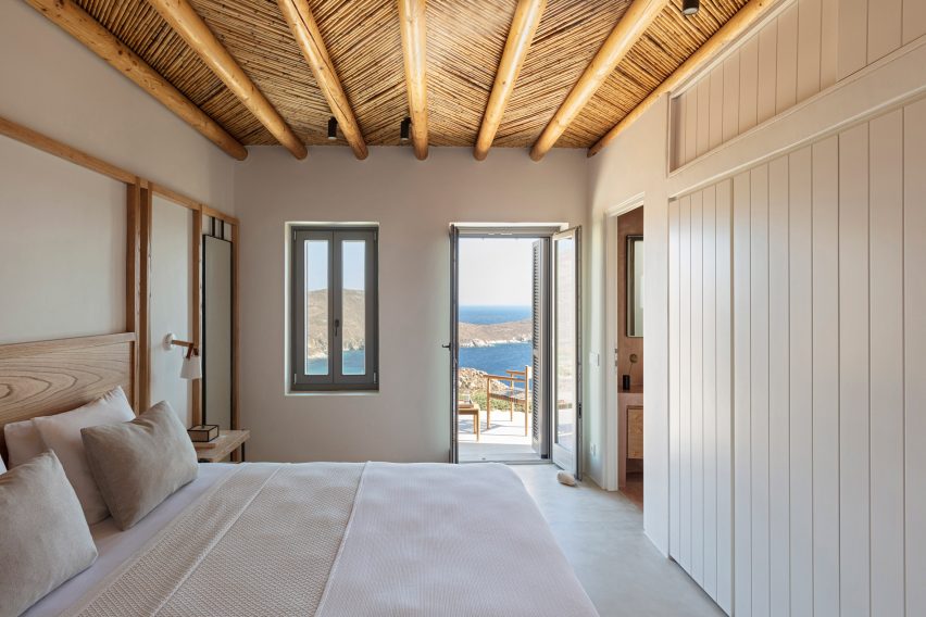 Bedroom in Xerolithi house by Sinas Architects