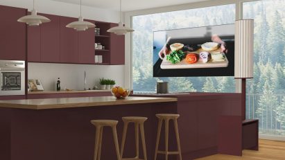 Doyeon Shin Flag.R OLED television