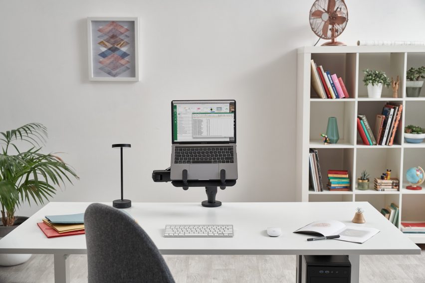 Black Lolly lamp on a desk