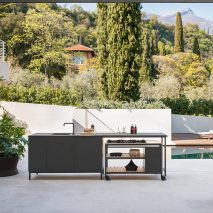Norma outdoor kitchen by Rodolfo Dordoni for Roda