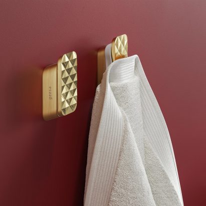 Gold towel hook with 3D pattern