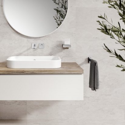 Bathroom with Geesa Shift accessories in chrome