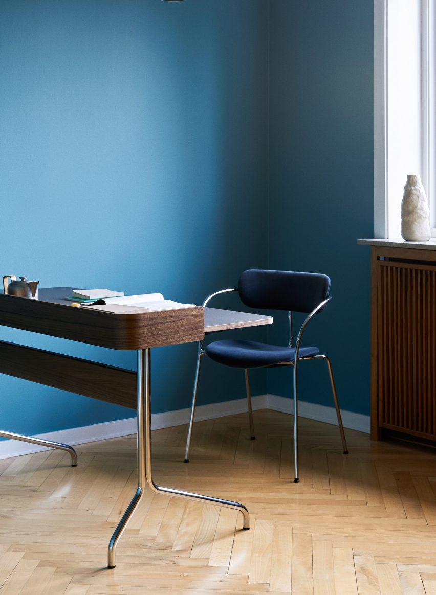 Chrome and oak veneered Pavilion AV17 desk by &Tradition
