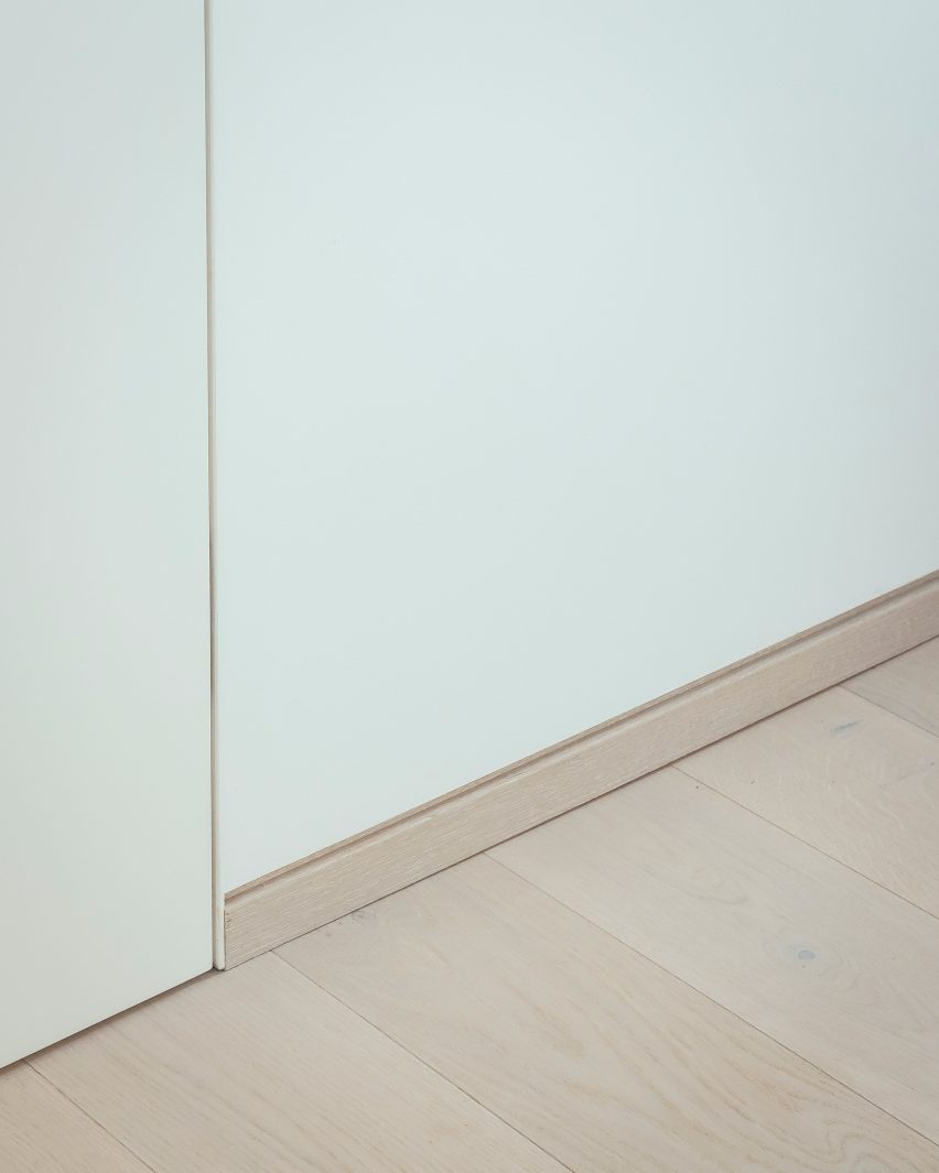 White finishes against white-washed oak floorboards