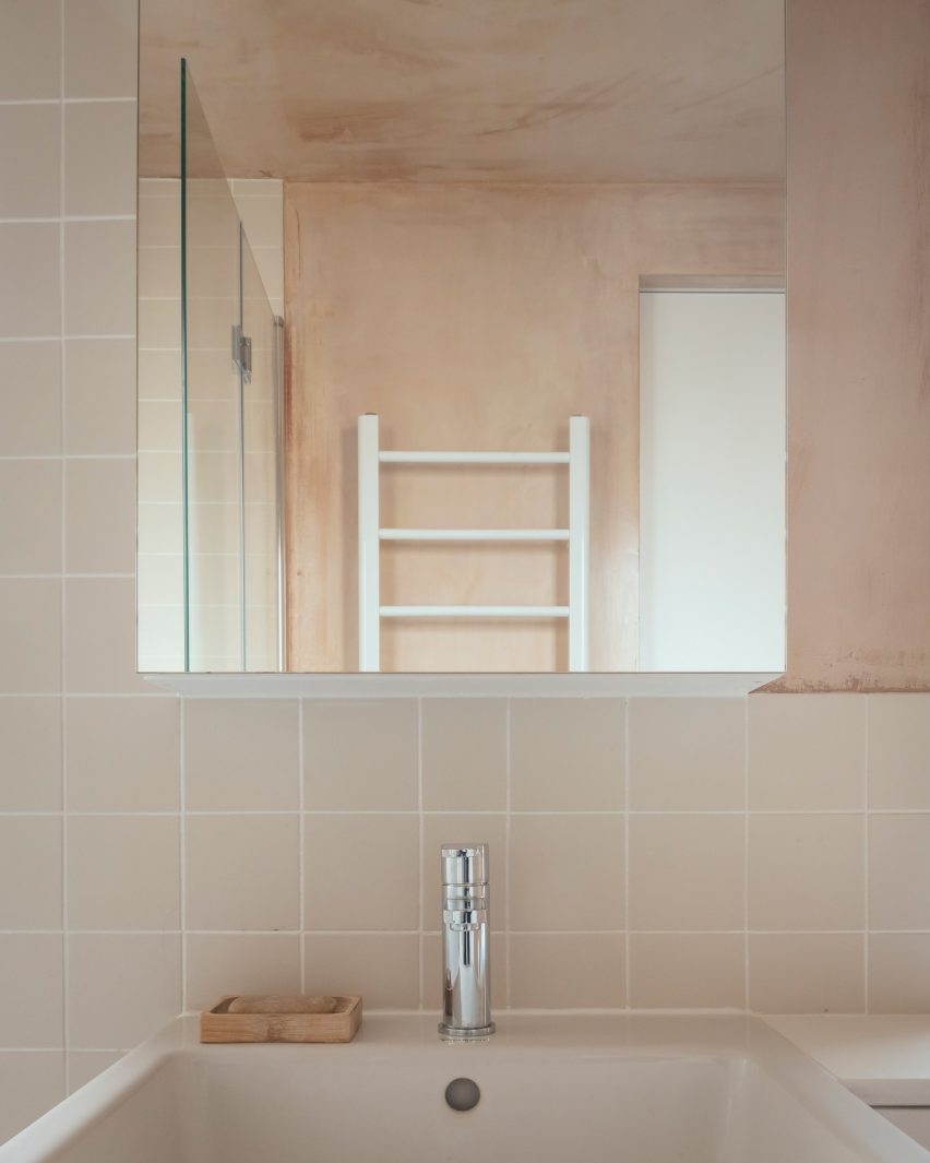 Blush-pink bathroom