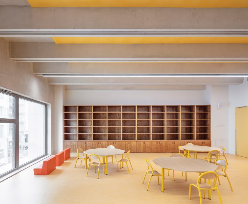 Wood and concrete were combined in the interior