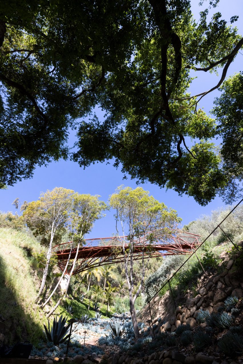 Arroyo bridge across a Los Angeles canyon