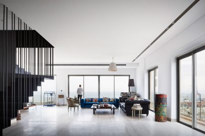 Apartment in Aya Tower