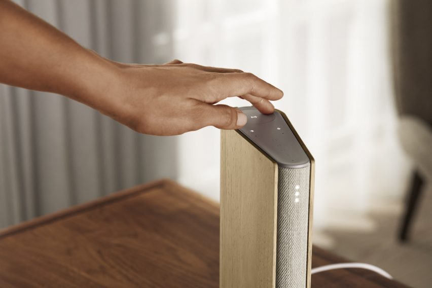 Controls are located at the top of the speaker