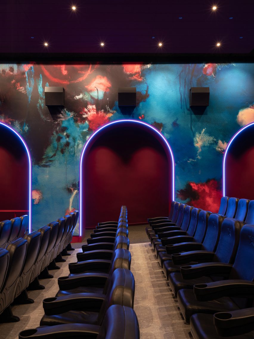 Blauer Stern main auditorium