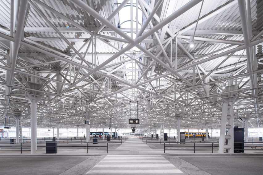 Painted steel structure of Zvonarka bus terminal by Chybik + Kristof