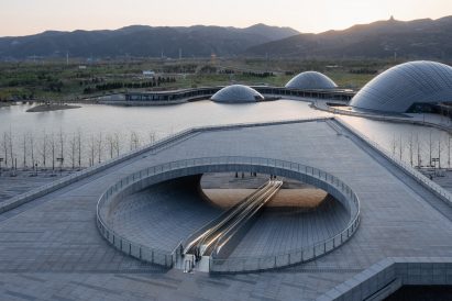 A roof terrace at the Taiyuan Botanical Garden