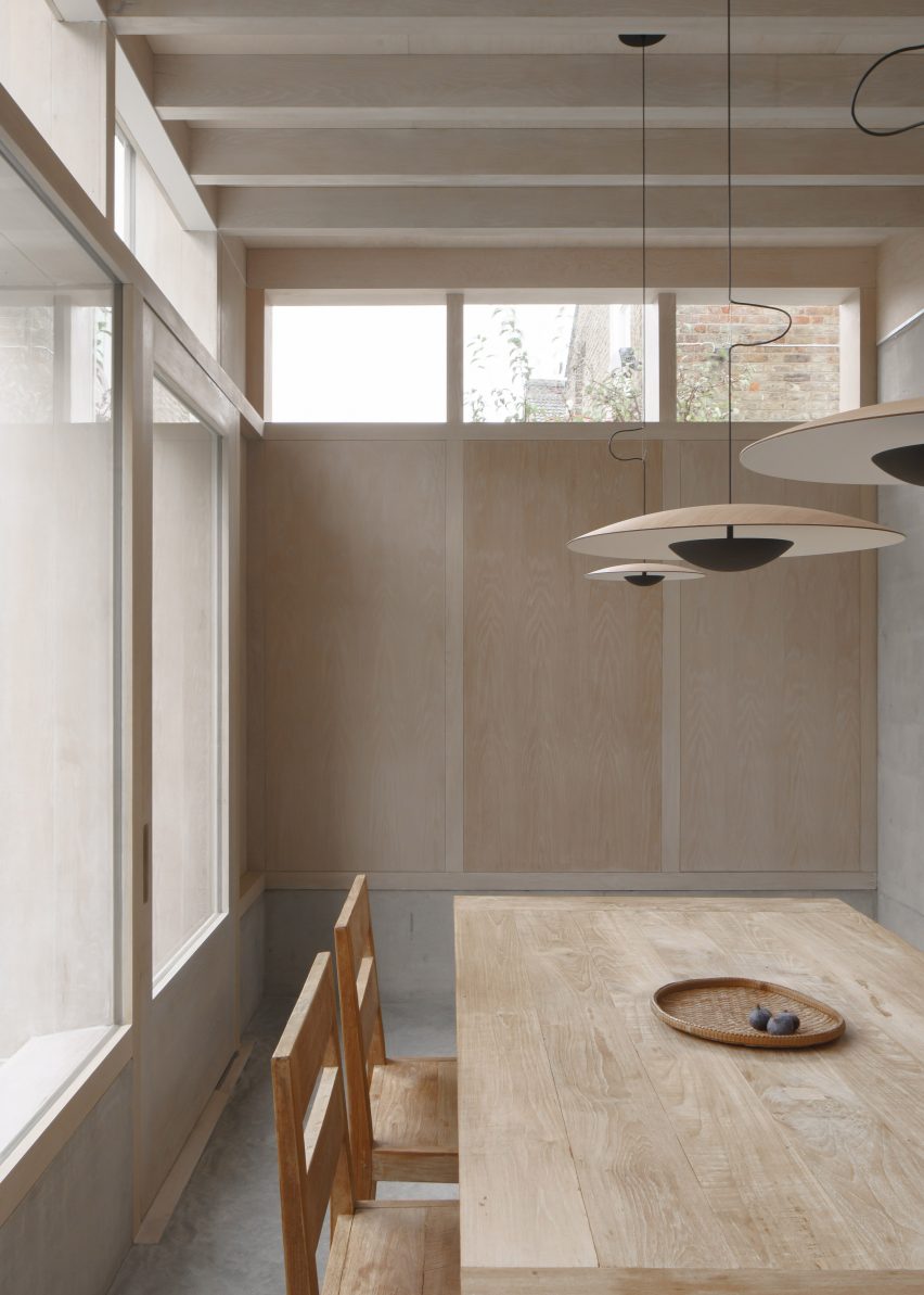 Clerestory windows were used in the kitchen-diner