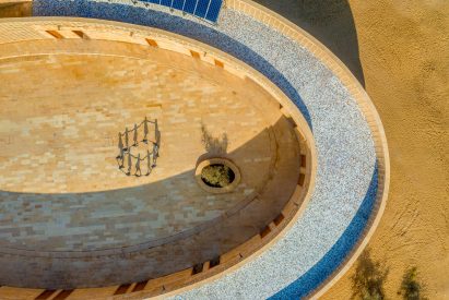 Top view of the school by Diana Kellogg Architects