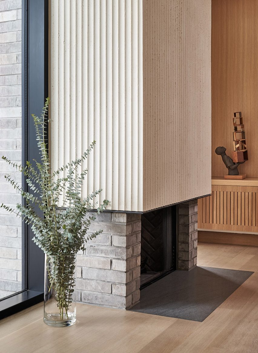 House on Bracondale Hill by Drew Mandel Architects