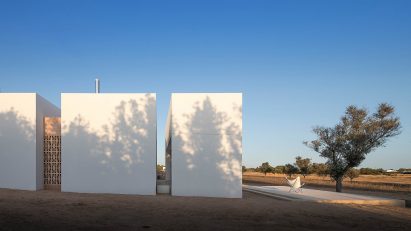 Geometric three-volume home