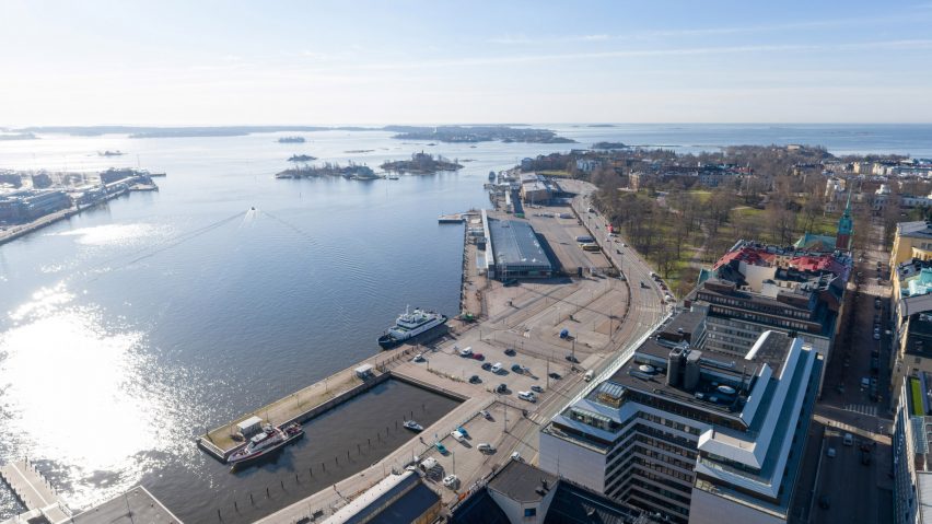 The site is on the right of the port
