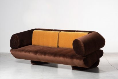 Brown Transformers sofa in vintage cotton upholstery