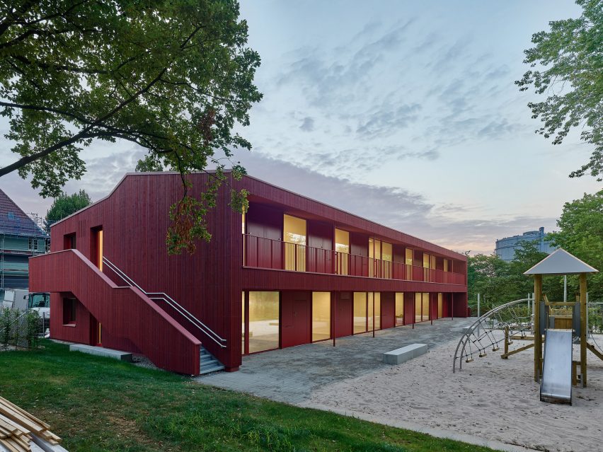 Large windows were oriented toward the play area