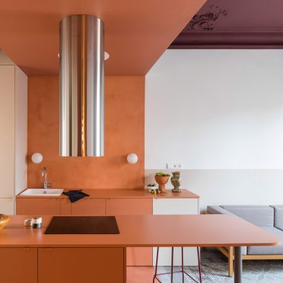 Orange kitchen in Barcelona