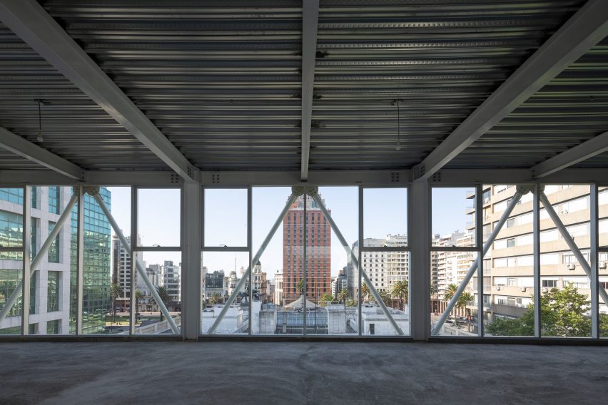 The Florida Building by MAPA