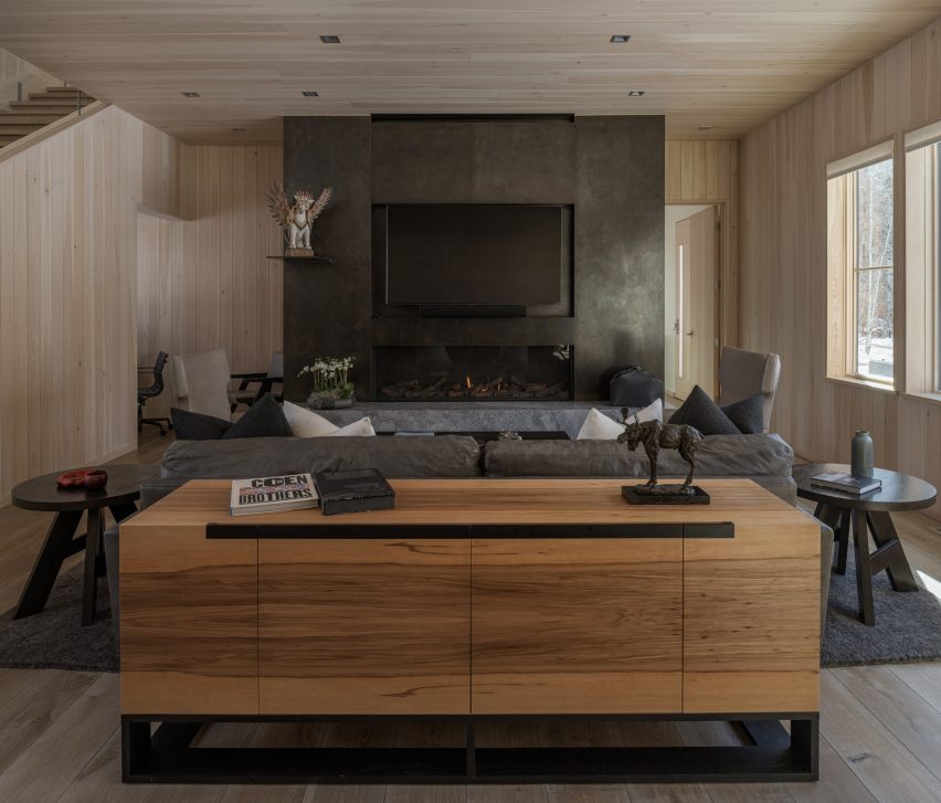 Spruce-clad home in Idaho