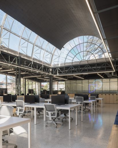 The office is by Studio Cáceres Lazo