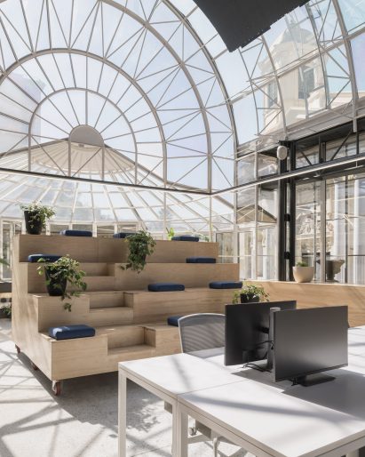 Fintual has an open pergola space
