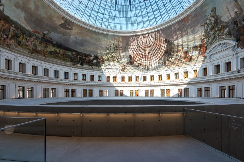 Panoramic view of the rotunda
