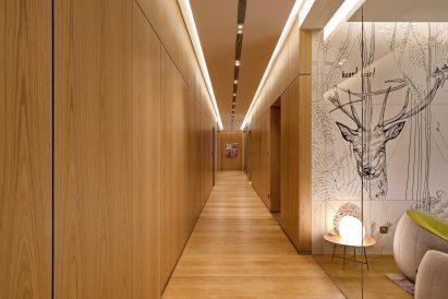 Home in China with walls by Lualdi