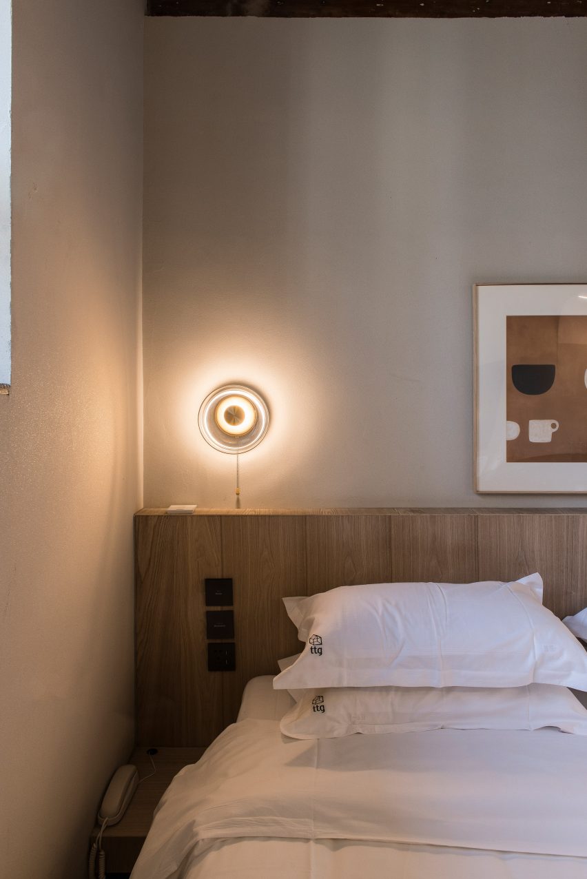 Well Well Well Hotel by Fon Studio