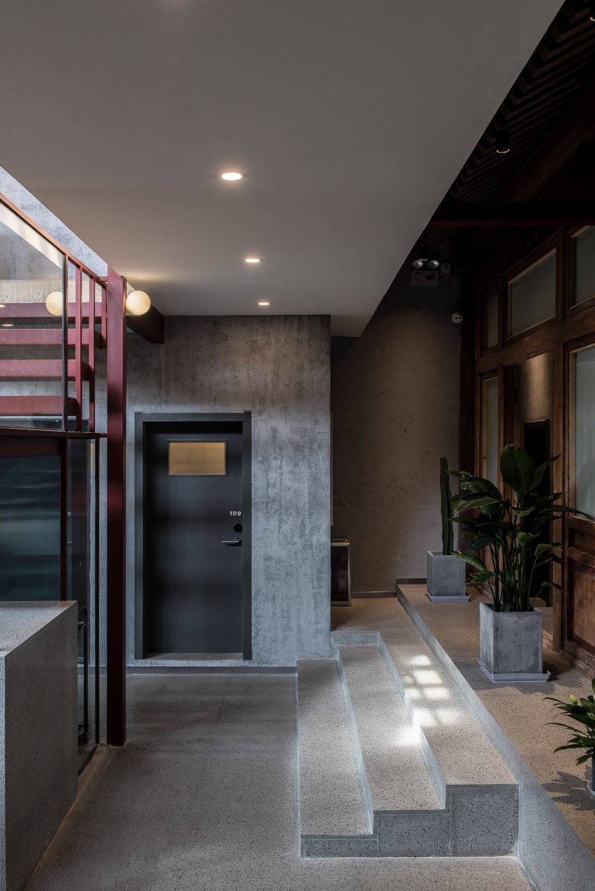 Well Well Well Hotel by Fon Studio