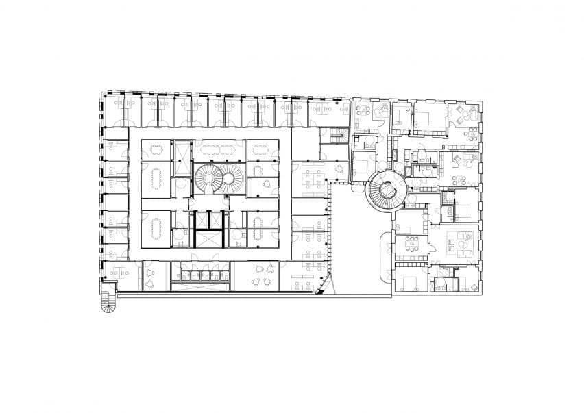 Upper level floor plan