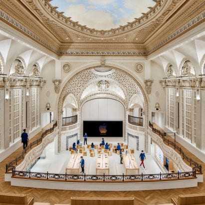 Apple opens store by Foster + Partners in Los Angeles’ historic Tower Theatre
