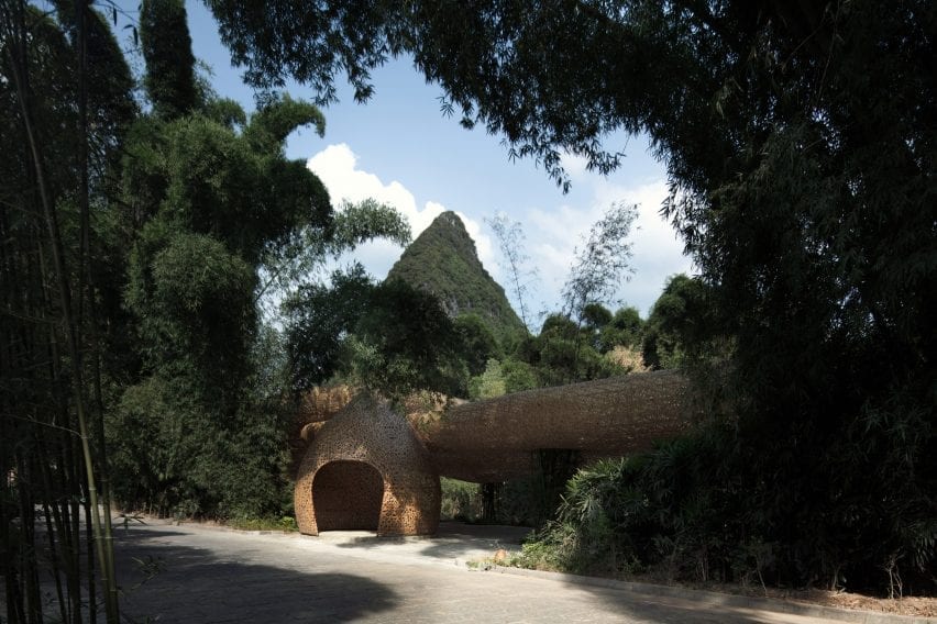 The entrance to the canopy