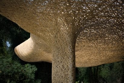 The pavilion by llLab. has an organic look