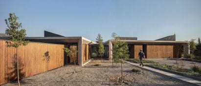 Entrance path to concrete house in Chile by Duque Motta & AA
