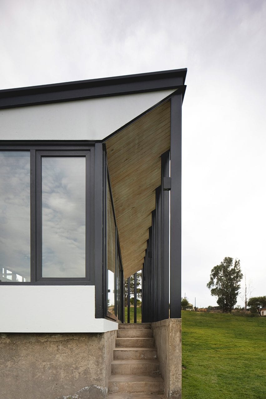Ignacio Correa Arquitecto Lake Paviilion