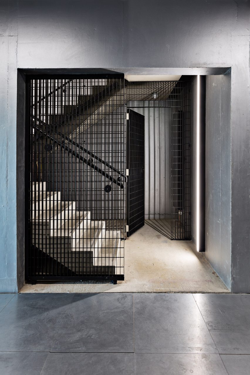 Stairwell inside Barozzi Veiga building