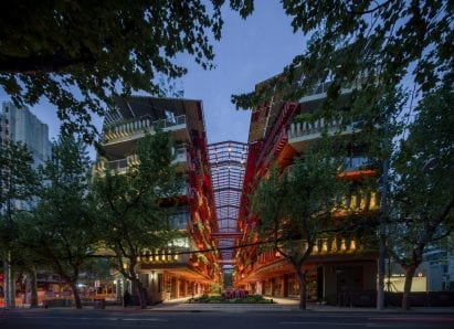 Henderson CIFI Tiandi's covered walkway 