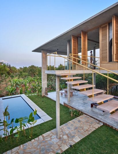 Swimming pool at Ksaraah house in Bangalore by Taliesyn