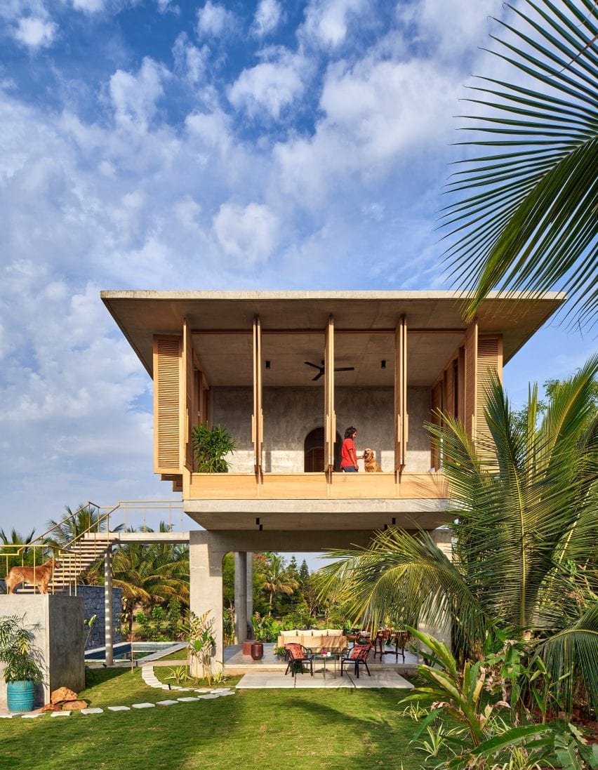 Living spaces of Ksaraah house in Bangalore by Taliesyn