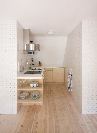 l-shaped kitchen by karin matz and francesco di gregorio