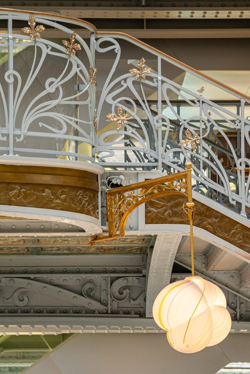 Details of the atrium in La Samaritaine