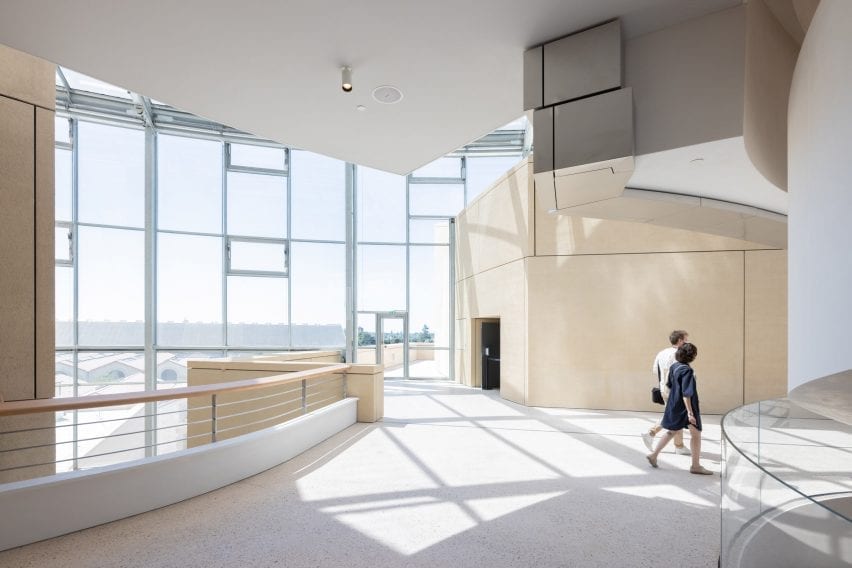 Iwan Baan photographs Frank Gehry' Luma Arles tower