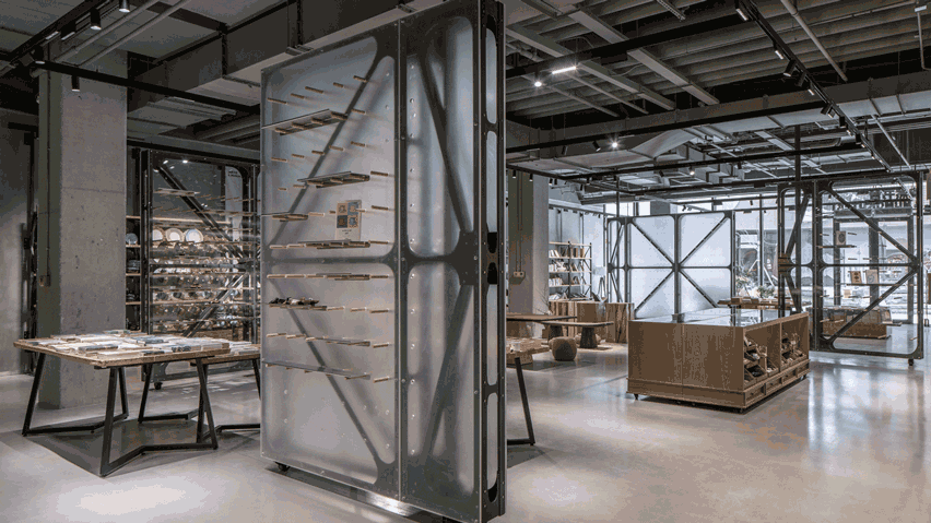 Mumokuteki Concept Bookstore by LUO Studio