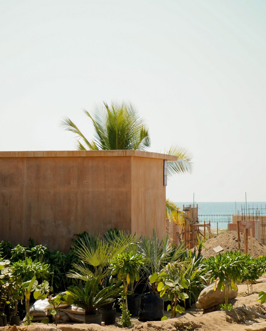 Mazul Beachfront Villas