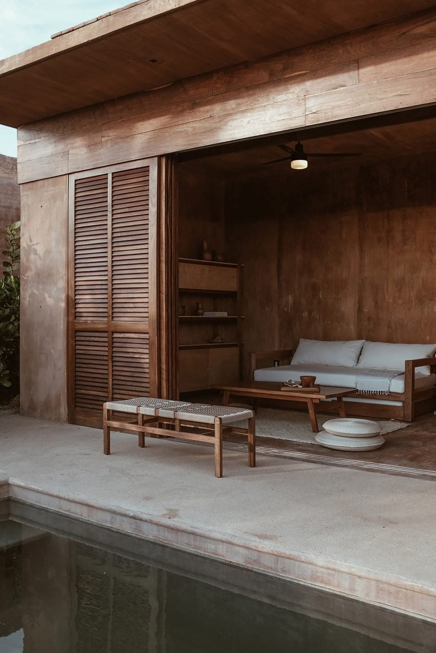 Mazul Beachfront Villas