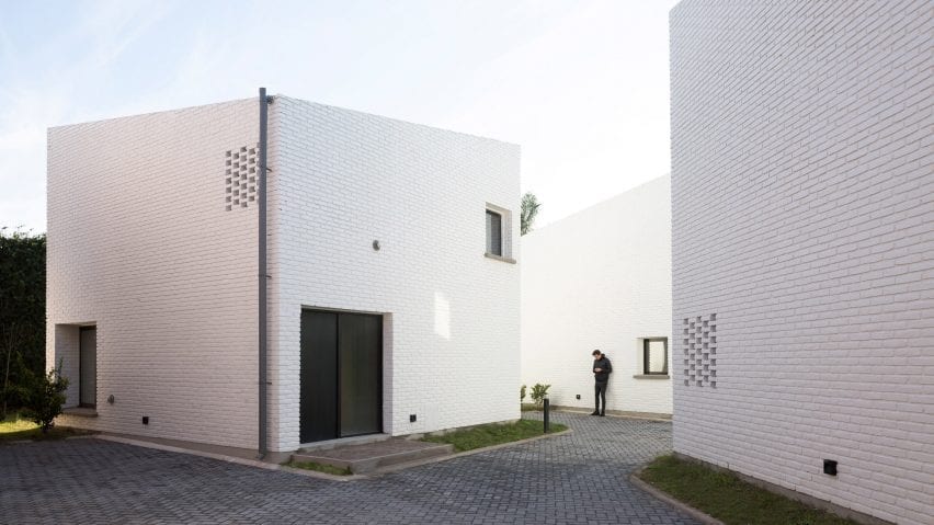 Argentine houses made from white brick