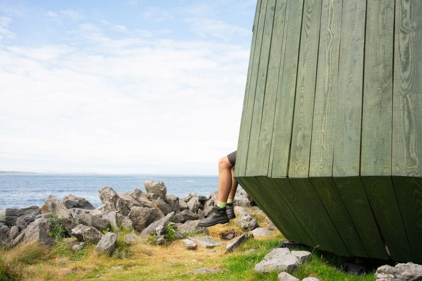 Artist's cabin on Inis Oírr island